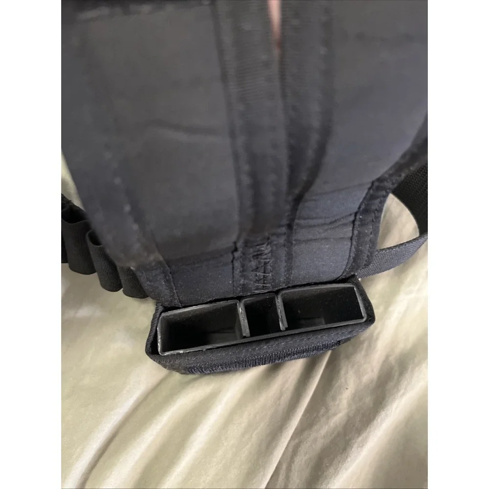 Allen Company 20 Round Belt With 2  Clip Holder Case On Belt, Used